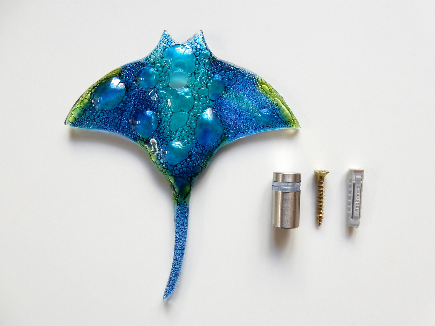 Fused glass stingrays. Manta Rays. Manta Rays wall art. Bathroom wall art. Ocean art. Beach house decor. Coastal art. Sea art.